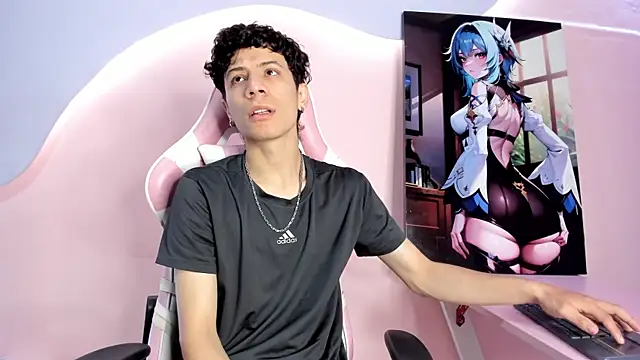 Snapshot of LeoFeniix chatting on 03-03-26, 03:56 LeoFeniix online show from 03-03-26, 03:56