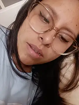Rosyshadow online show from 05-31-26, 07:37