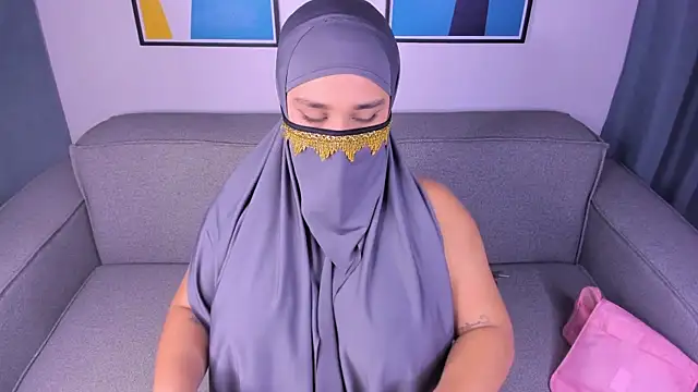 Snapshot of Samira_Zayd chatting on 03-04-26, 04:07 Samira Zayd online show from 03-04-26, 04:07