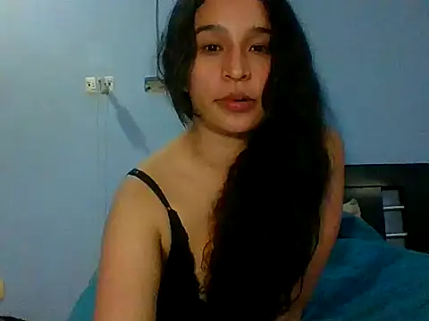 scarlettscottx  online show from 04-21-26, 02:51