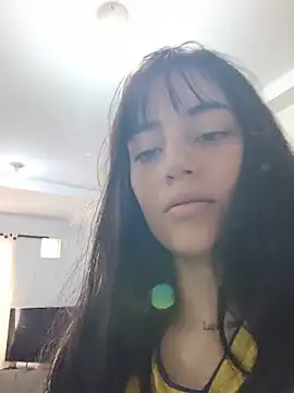 sara cute so online show from 06-22-26, 05:43