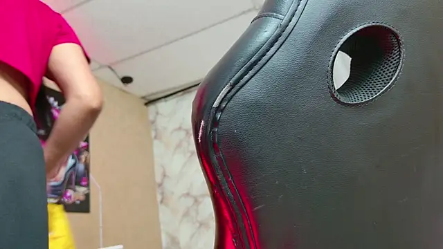 QueenSallyDesire online show from 04-15-26, 03:13