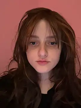 Snapshot of Amira_amur chatting on 03-04-26, 06:14 Amira amur online show from 03-04-26, 06:14