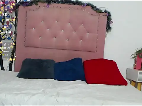 Snapshot of crissfer1 chatting on 02-24-26, 03:10 crissfer1 online show from 02-24-26, 03:10