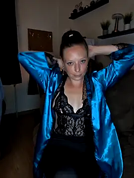 ZaramourXMrX online show from 05-17-26, 07:32