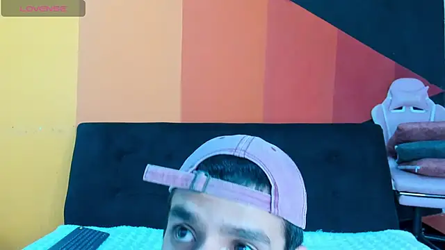 Snapshot of Anghell_BC chatting on 02-26-26, 07:13 Anghell BC online show from 02-26-26, 07:13