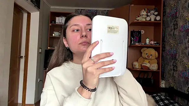 poly princess online show from 03-31-26, 11:21