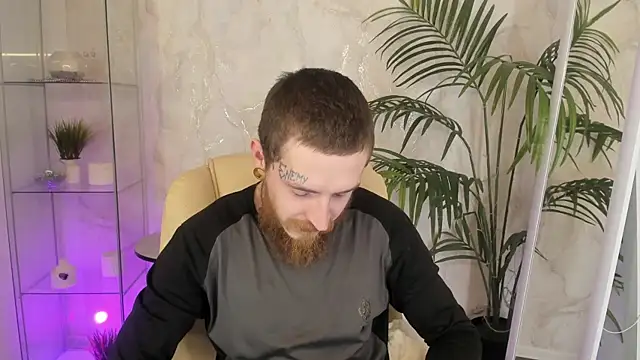 Snapshot of RockyLeen chatting on 03-01-26, 10:56 RockyLeen online show from 03-01-26, 10:56