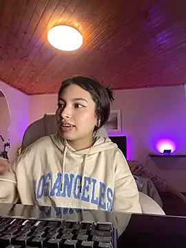 Mady Pink online show from 03-17-26, 04:28