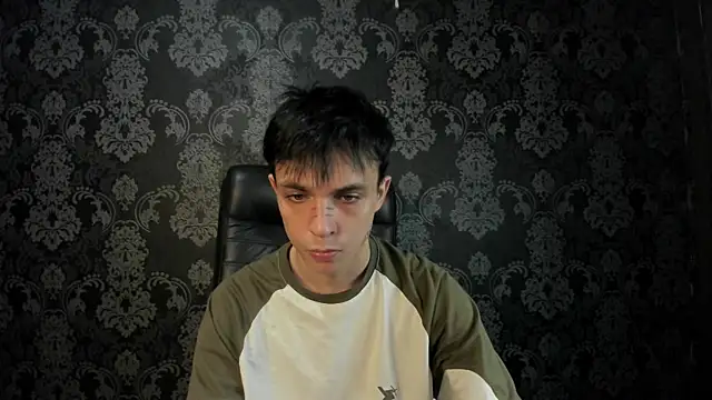 ClarkBev online show from 05-13-26, 01:52