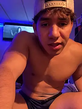Alejandrososas online show from 03-28-26, 08:52