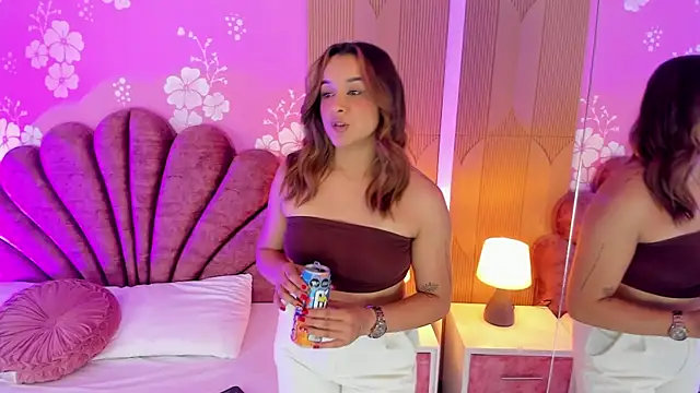 Sara colyn online show from 03-22-26, 08:56