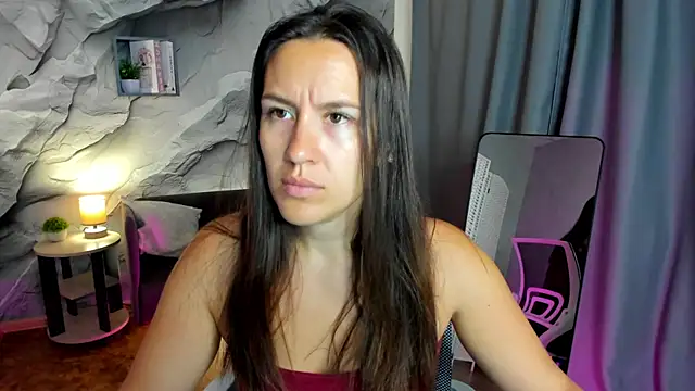 Snapshot of asti_bubbles chatting on 07-20-26, 01:31 asti bubbles online show from 07-20-26, 01:31