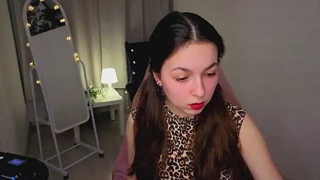 BellaThery online show from 03-01-26, 05:09