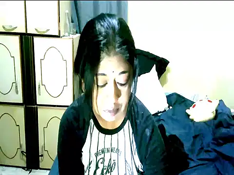 IndianPleasures21 online show from 06-18-26, 01:39