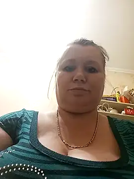 Snapshot of KiraStanton chatting on 02-22-26, 09:46 KiraStanton online show from 02-22-26, 09:46