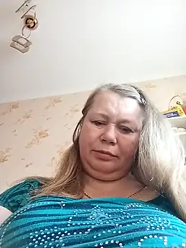 Snapshot of KiraStanton chatting on 02-24-26, 12:36 KiraStanton online show from 02-24-26, 12:36