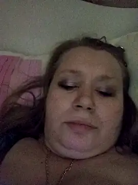 Snapshot of KiraStanton chatting on 02-27-26, 01:05 KiraStanton online show from 02-27-26, 01:05