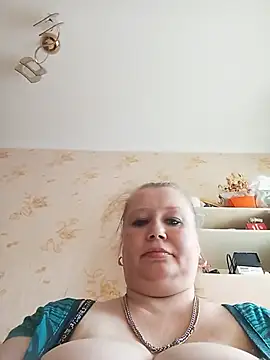 KiraStanton online show from 07-09-26, 01:48