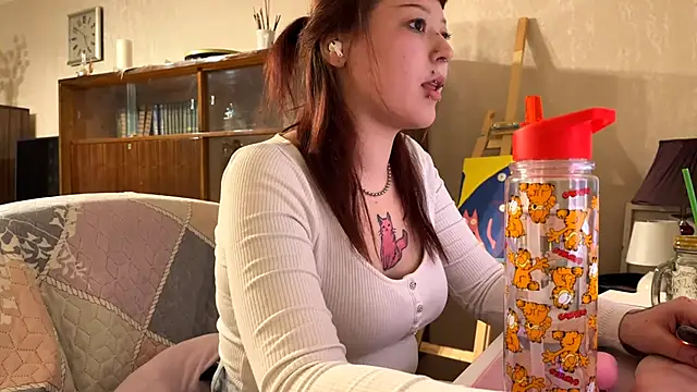 Snapshot of GraciaWirght chatting on 02-26-26, 08:30 GraciaWirght online show from 02-26-26, 08:30