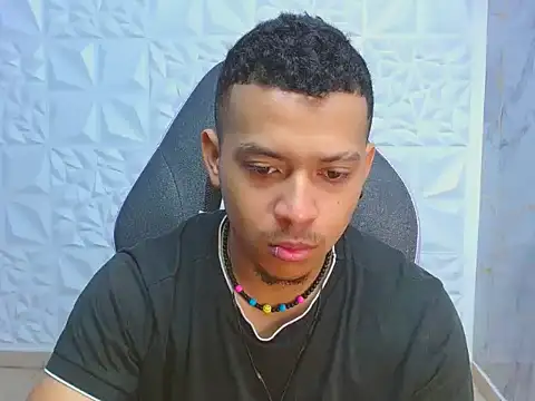 Snapshot of dylans_brown chatting on 02-26-26, 01:21 dylans brown online show from 02-26-26, 01:21