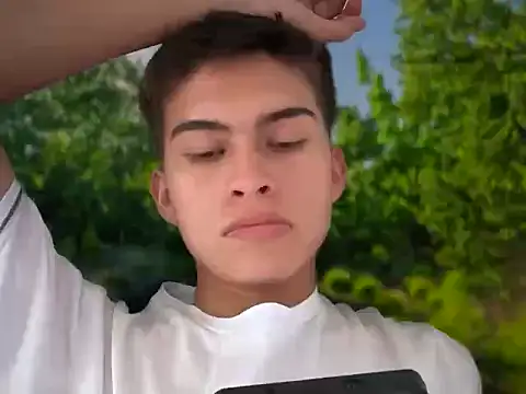 Snapshot of bbluchito chatting on 02-28-26, 06:09 bbluchito online show from 02-28-26, 06:09