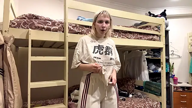 LiraDreamX online show from 03-09-26, 05:50