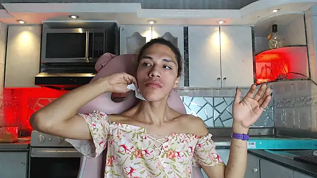 CrisOzzz online show from 03-26-26, 07:52