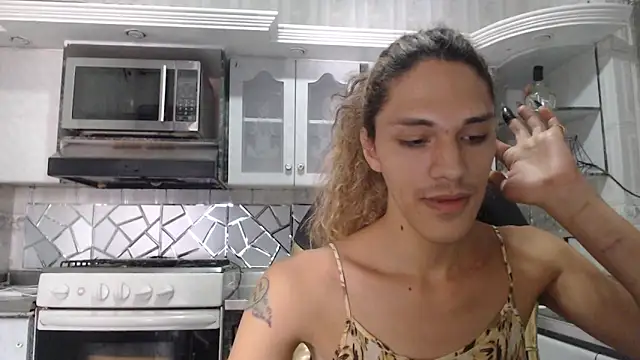 CrisOzzz online show from 04-04-26, 06:38