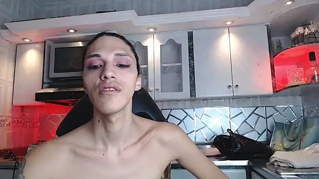 CrisOzzz online show from 05-23-26, 05:39
