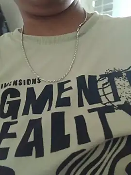 Queenlipx online show from 07-22-26, 06:27