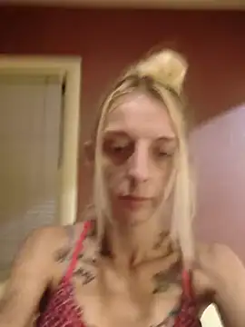 blonde bunny977 online show from 08-08-26, 01:41