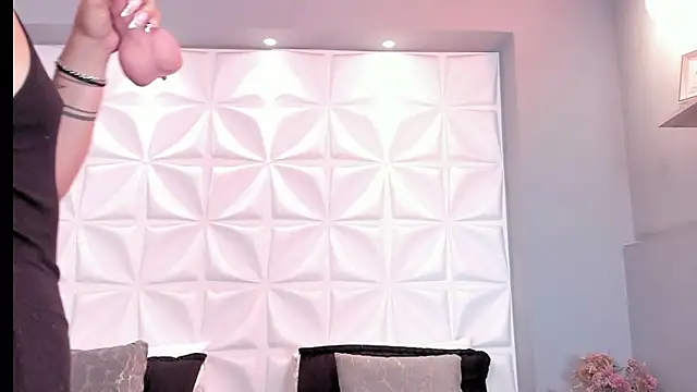 Snapshot of EXTRAHORNYNINA chatting on 02-27-26, 01:22 EXTRAHORNYNINA online show from 02-27-26, 01:22