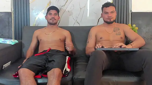 Latins on fire online show from 04-12-26, 11:43