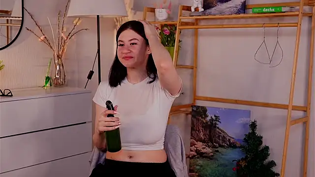 Snapshot of TwilaMode chatting on 03-02-26, 07:15 TwilaMode online show from 03-02-26, 07:15