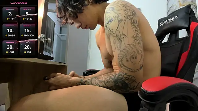 Snapshot of eros_26_ chatting on 02-27-26, 02:33 eros 26 online show from 02-27-26, 02:33