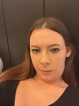 SexyLily22x online show from 03-06-26, 06:59