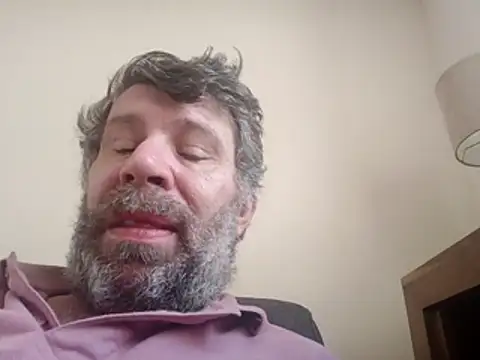 Snapshot of stud2512 chatting on 02-25-26, 11:20 stud2512 online show from 02-25-26, 11:20