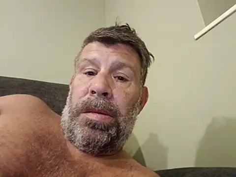 stud2512 online show from 05-17-26, 08:27