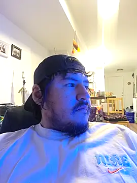 Snapshot of Bouncywarrior chatting on 02-25-26, 01:26 Bouncywarrior online show from 02-25-26, 01:26