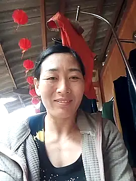 Snapshot of lris-Beauty77 chatting on 02-21-26, 02:45 lris-Beauty77 online show from 02-21-26, 02:45