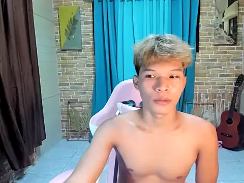Snapshot of Nick_cummer12 chatting on 06-07-26, 04:49 Nick cummer12 online show from 06-07-26, 04:49