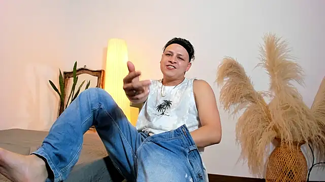 Snapshot of SamJoness_ chatting on 02-26-26, 07:35 SamJoness online show from 02-26-26, 07:35