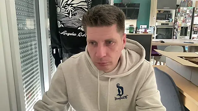 Minmoi1984 online show from 03-26-26, 01:17