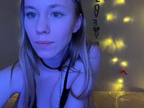 Vikkie seXyGiiiirl XoXo online show from 02-25-26, 04:05