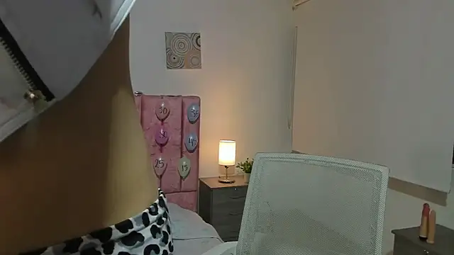 Snapshot of Maverick_angel chatting on 02-25-26, 04:16 Maverick angel online show from 02-25-26, 04:16