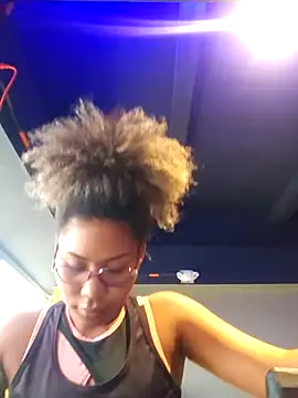 Snapshot of MarySweetieHot chatting on 03-02-26, 03:41 MarySweetieHot online show from 03-02-26, 03:41