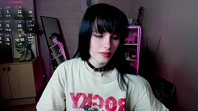 demetra   online show from 04-17-26, 08:28