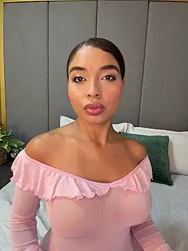 Snapshot of AnnyVega__ chatting on 06-15-26, 09:17 AnnyVega online show from 06-15-26, 09:17