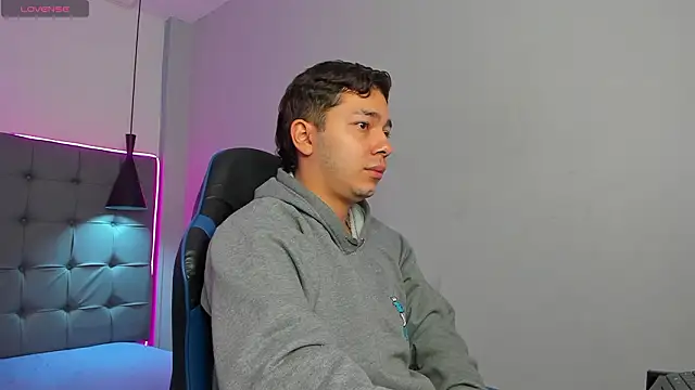 Julian Smith21 online show from 02-25-26, 12:15